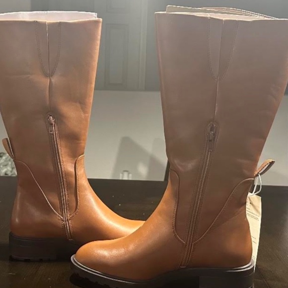 Amazon Essentials Women's Knee High Riding Boot - Picture 2 of 9